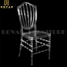 Chaise à dossier en éventail en acrylique transparent, cristal clair