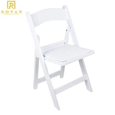 Chaises pliantes rembourrées en résine blanche pour événement de jardin